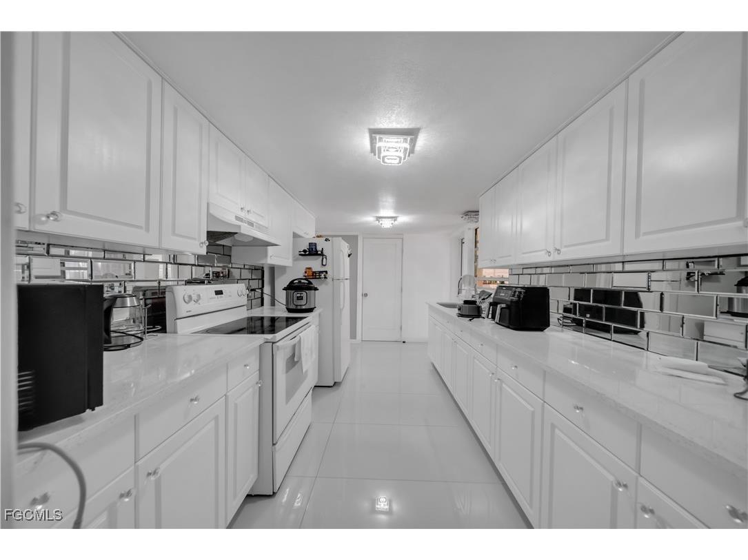 614 Carolina Avenue Fort Myers FL 33905 2025020201 image16