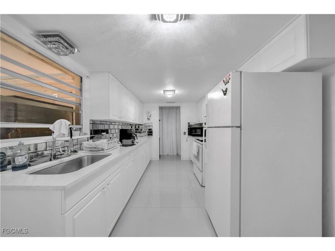 614 Carolina Avenue Fort Myers FL 33905 2025020201 image18