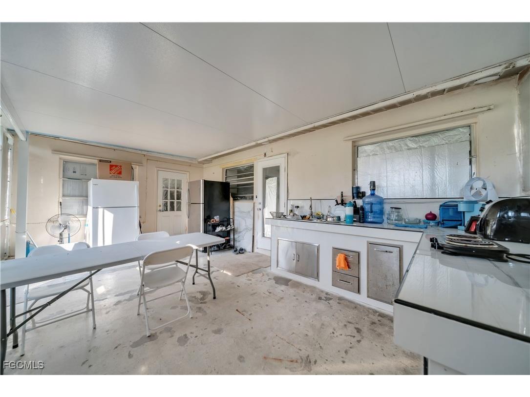 614 Carolina Avenue Fort Myers FL 33905 2025020201 image22