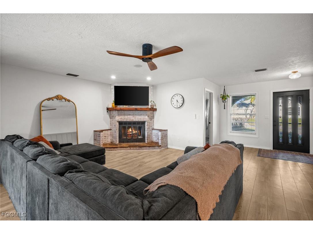 614 NE 1st Avenue Cape Coral FL 33909 2025025835 image11