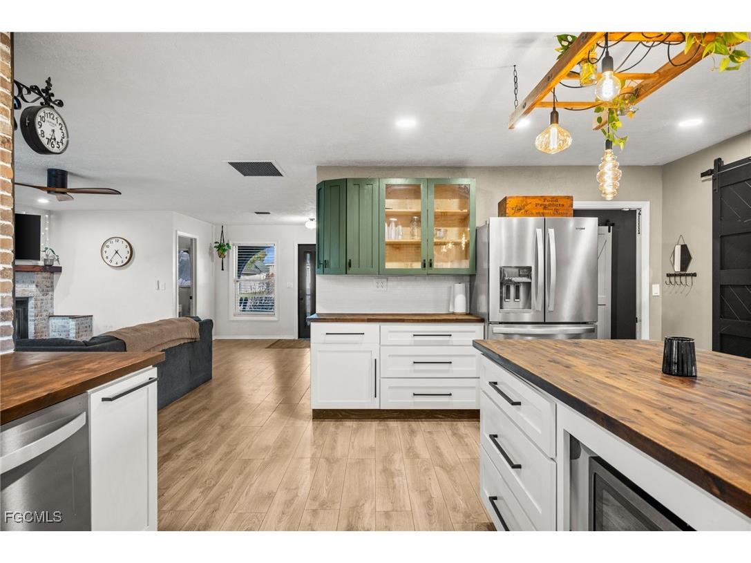 614 NE 1st Avenue Cape Coral FL 33909 2025025835 image13