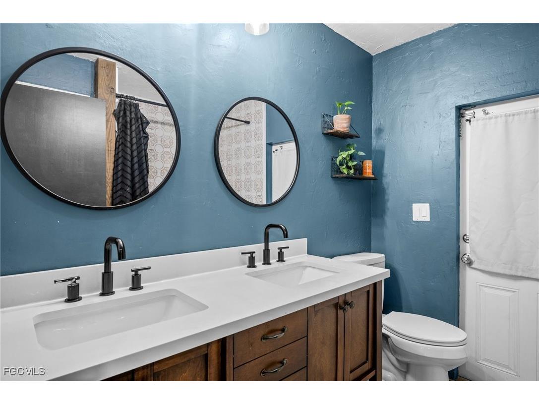 614 NE 1st Avenue Cape Coral FL 33909 2025025835 image31