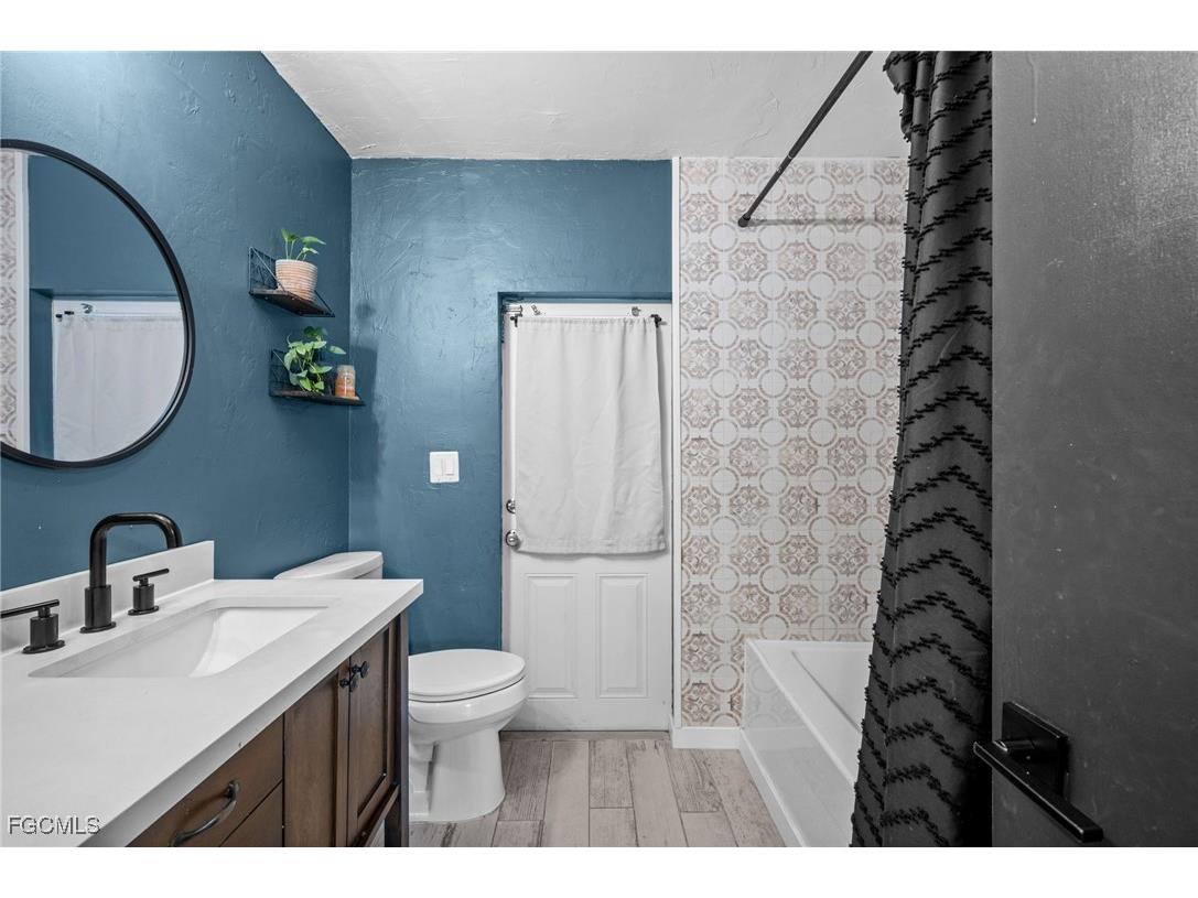 614 NE 1st Avenue Cape Coral FL 33909 2025025835 image32