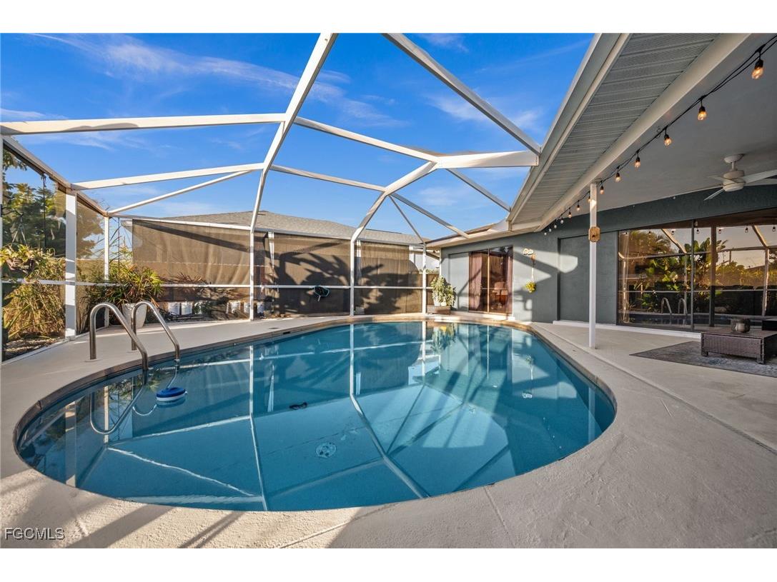 614 NE 1st Avenue Cape Coral FL 33909 2025025835 image37