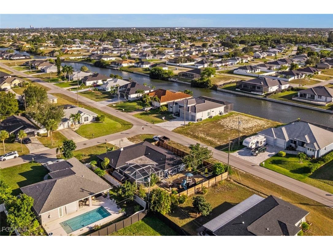 614 NE 1st Avenue Cape Coral FL 33909 2025025835 image44