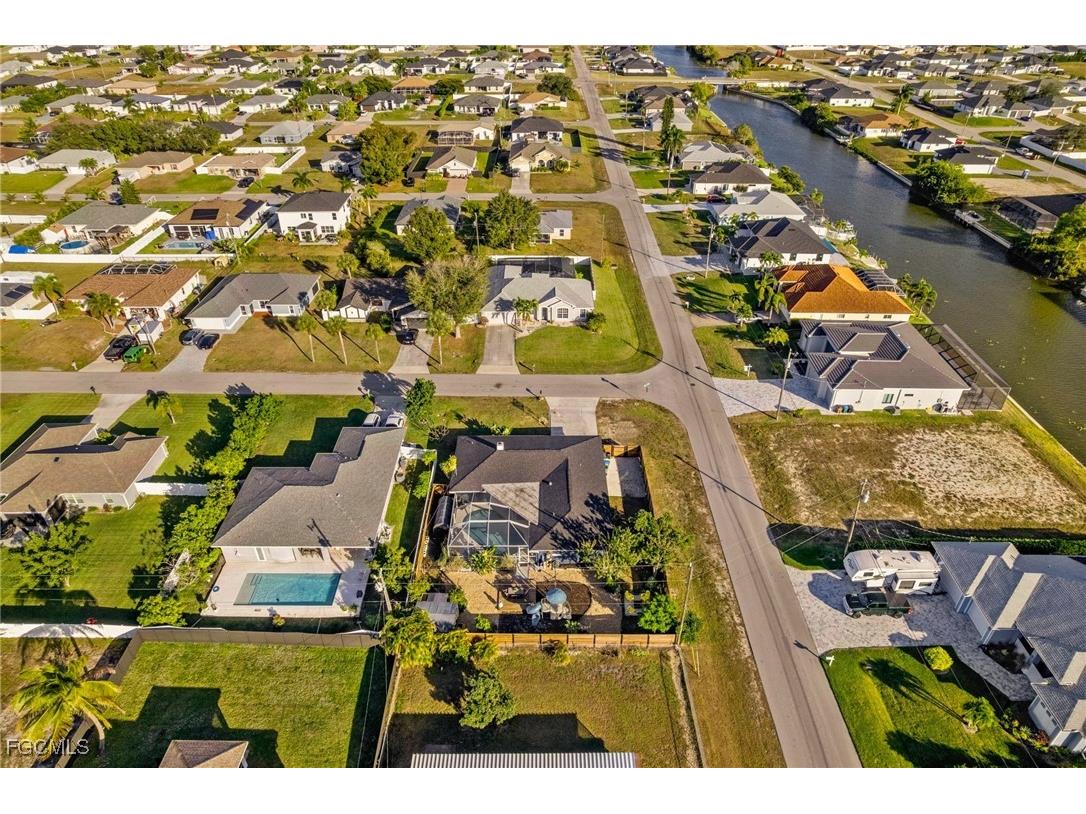 614 NE 1st Avenue Cape Coral FL 33909 2025025835 image46