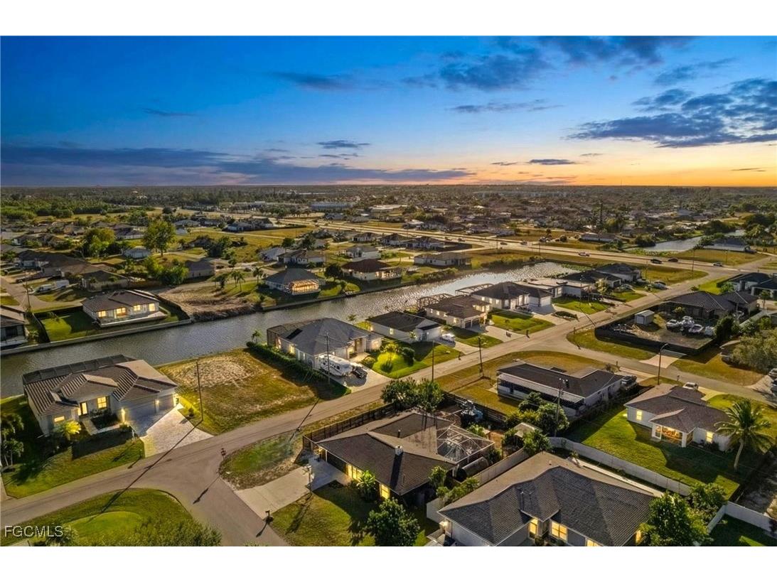 614 NE 1st Avenue Cape Coral FL 33909 2025025835 image8