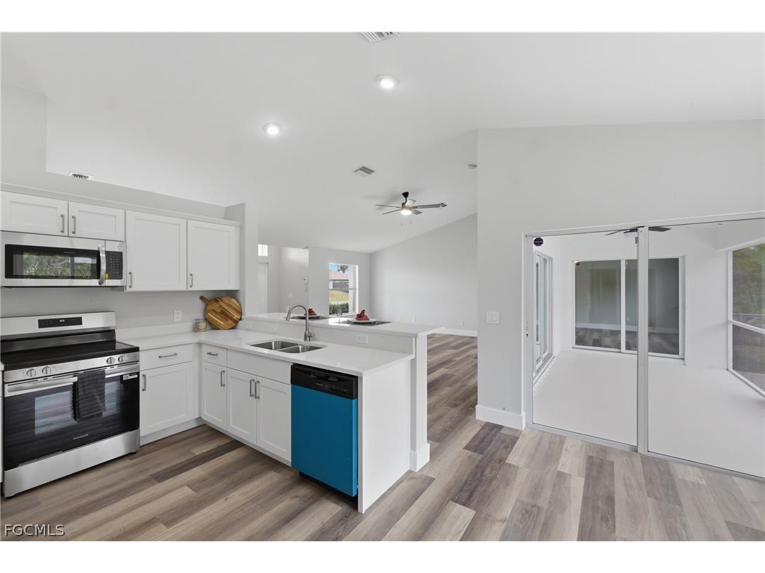 614 SW 1st Street Cape Coral FL 33991 2026012323 image16