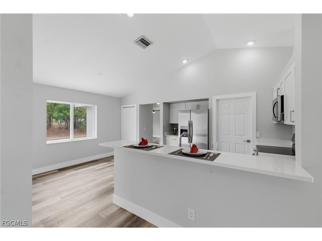 614 SW 1st Street Cape Coral FL 33991 2026012323 image18