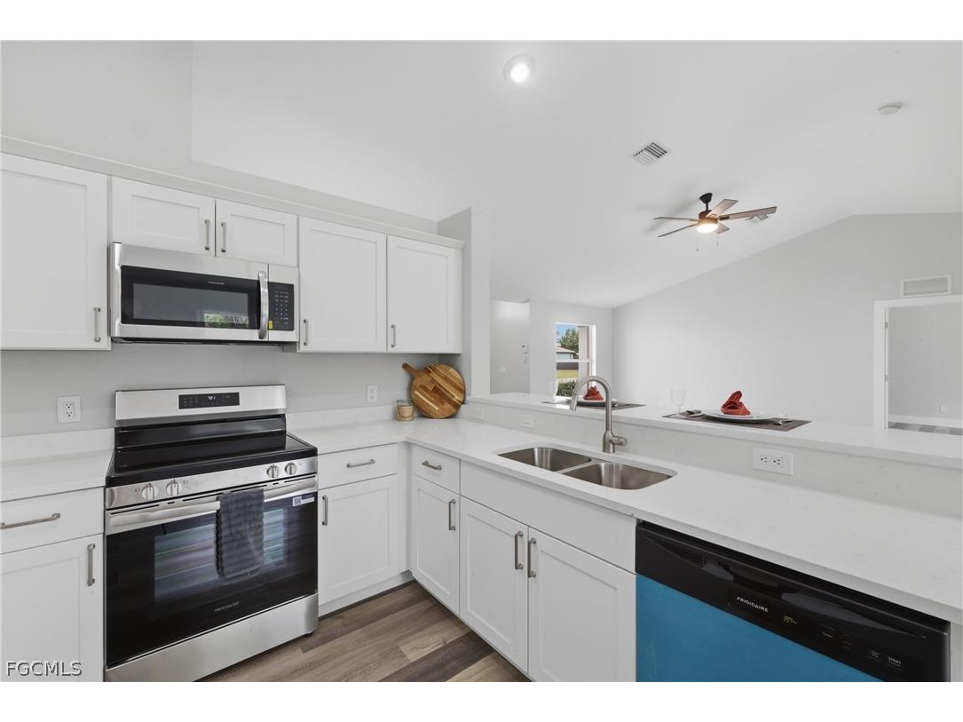 614 SW 1st Street Cape Coral FL 33991 2026012323 image19