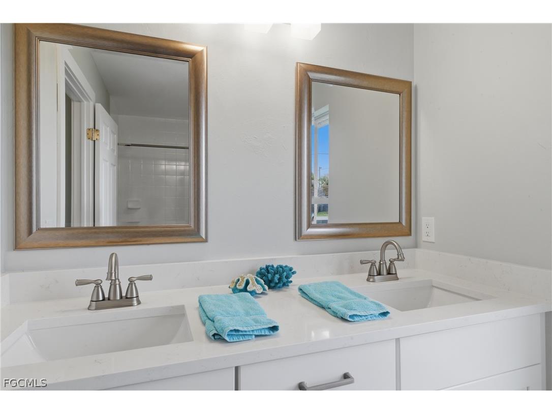614 SW 1st Street Cape Coral FL 33991 2026012323 image25