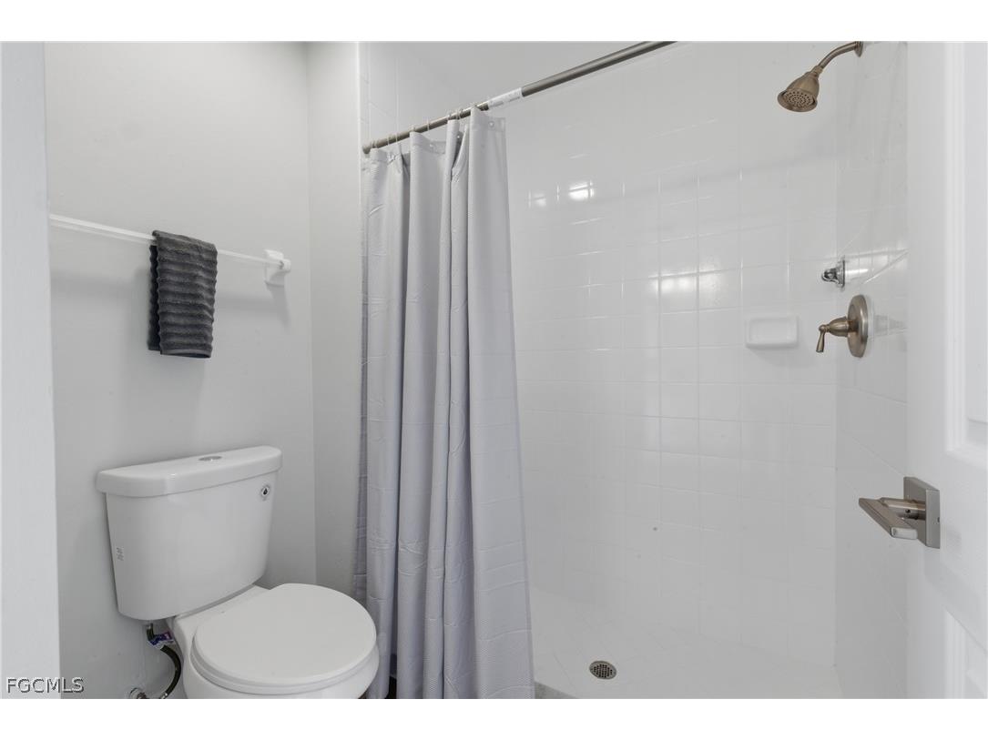 614 SW 1st Street Cape Coral FL 33991 2026012323 image26