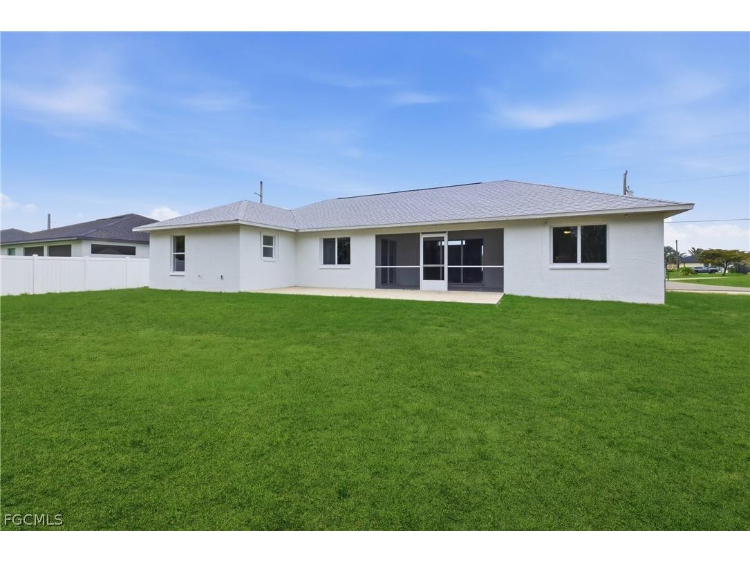 614 SW 1st Street Cape Coral FL 33991 2026012323 image43