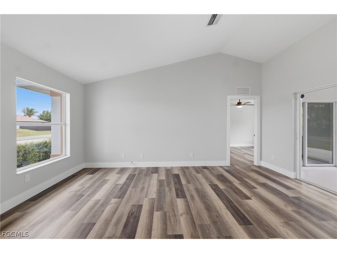 614 SW 1st Street Cape Coral FL 33991 2026012323 image7