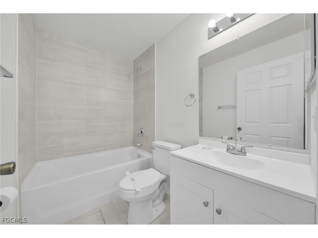 614 SW 3rd Court Cape Coral FL 33991 2026011404 image22