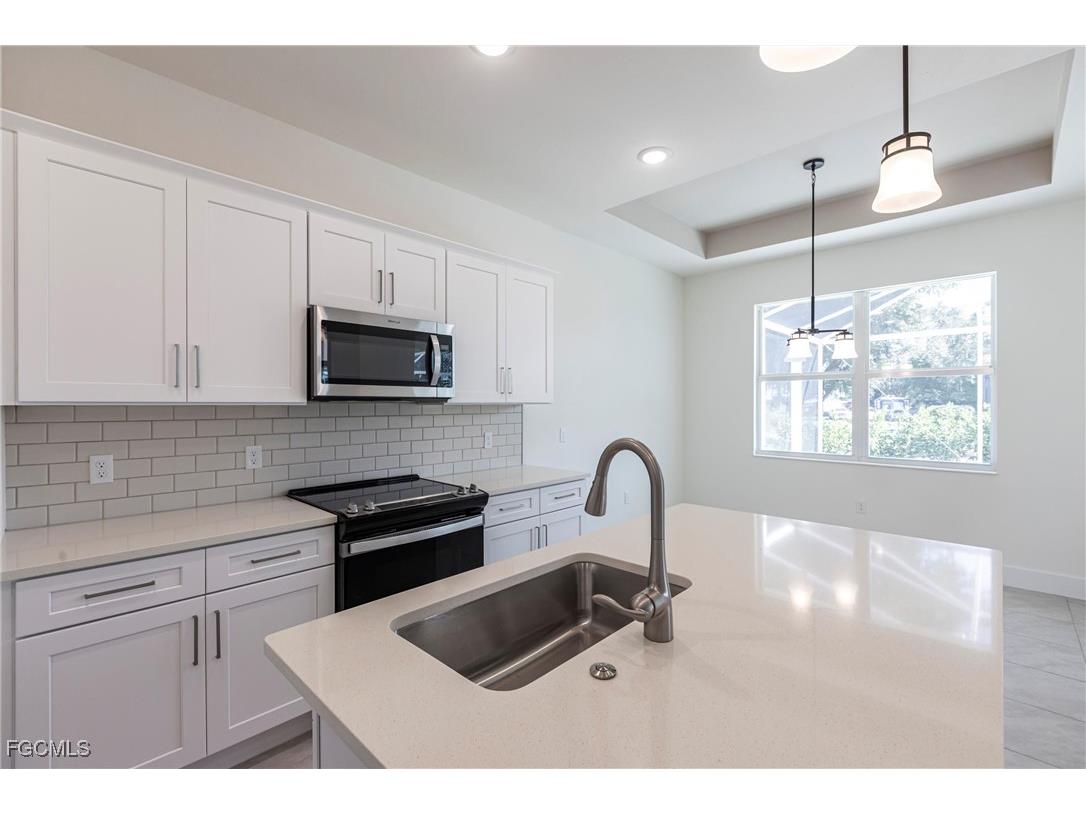 6141 Arbor Avenue Fort Myers FL 33905 2025011242 image19