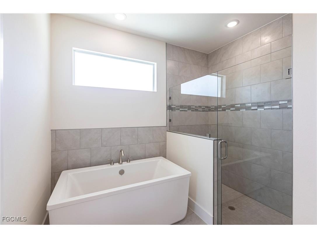 6141 Arbor Avenue Fort Myers FL 33905 2025011242 image30