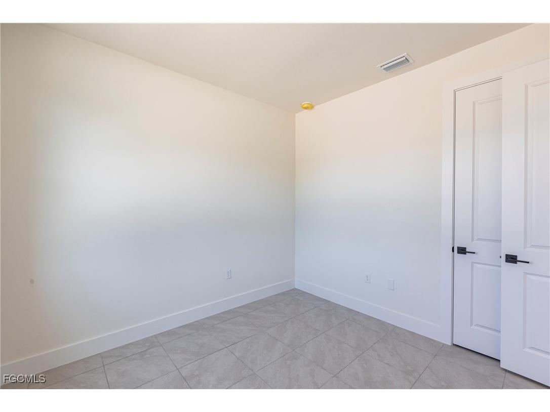 6141 Arbor Avenue Fort Myers FL 33905 2025011242 image34