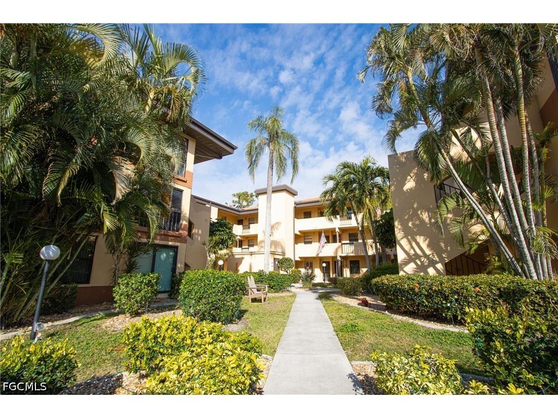 6142 Whiskey Creek Drive #621 Fort Myers FL 33919 2026021463 image1
