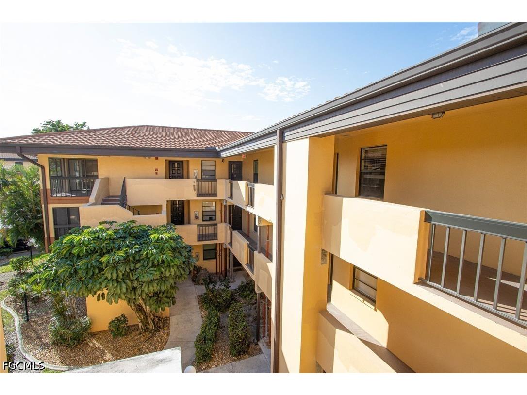 6142 Whiskey Creek Drive #621 Fort Myers FL 33919 2026021463 image2