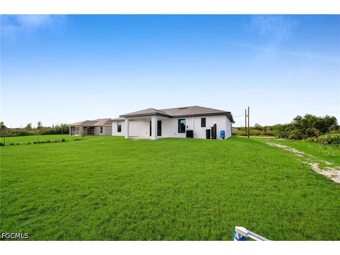 6148 Hughes Avenue Fort Myers FL 33905 2026024233 image16