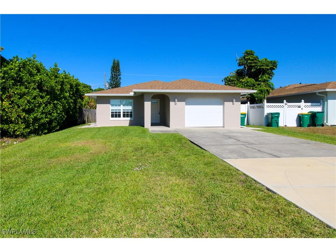 615 108th Avenue N Naples FL 34108 225081965 image1