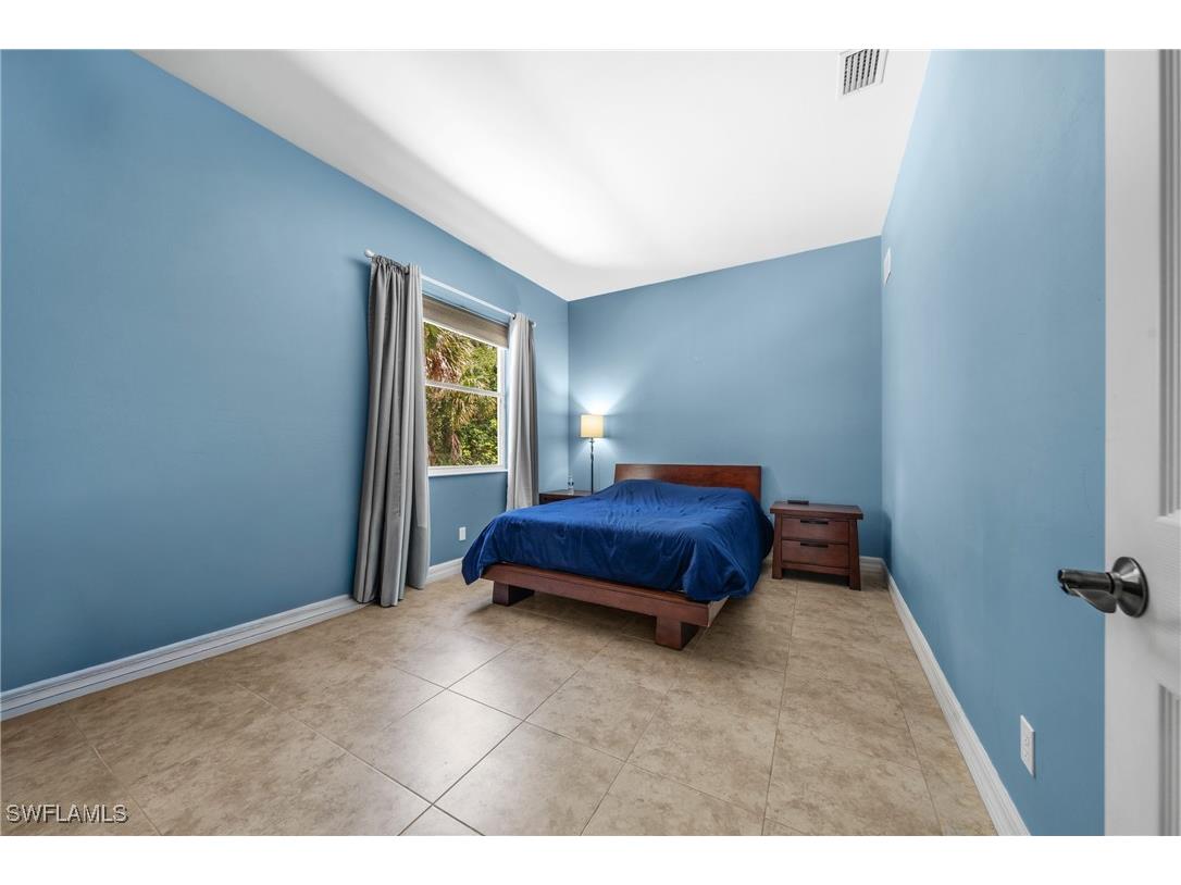 615 12th Avenue NE Naples FL 34120 225074960 image31