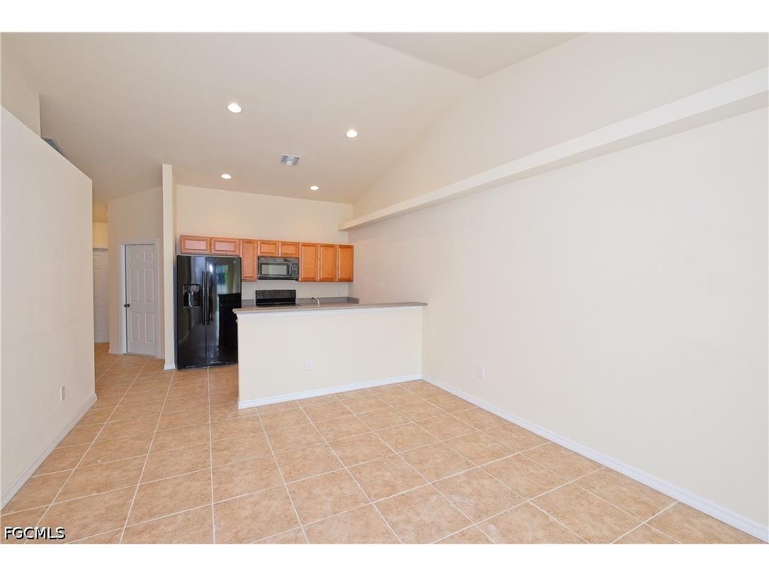 615 SE 6th Terrace Cape Coral FL 33990 2026019429 image15