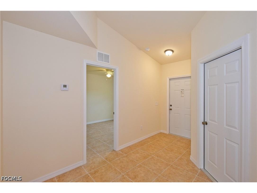 615 SE 6th Terrace Cape Coral FL 33990 2026019429 image5