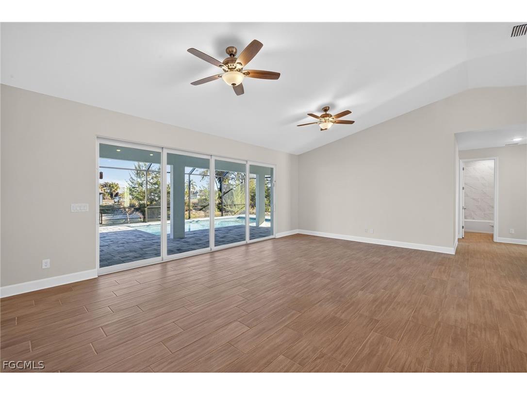 615 SW 26th Terrace Cape Coral FL 33914 2026009946 image5