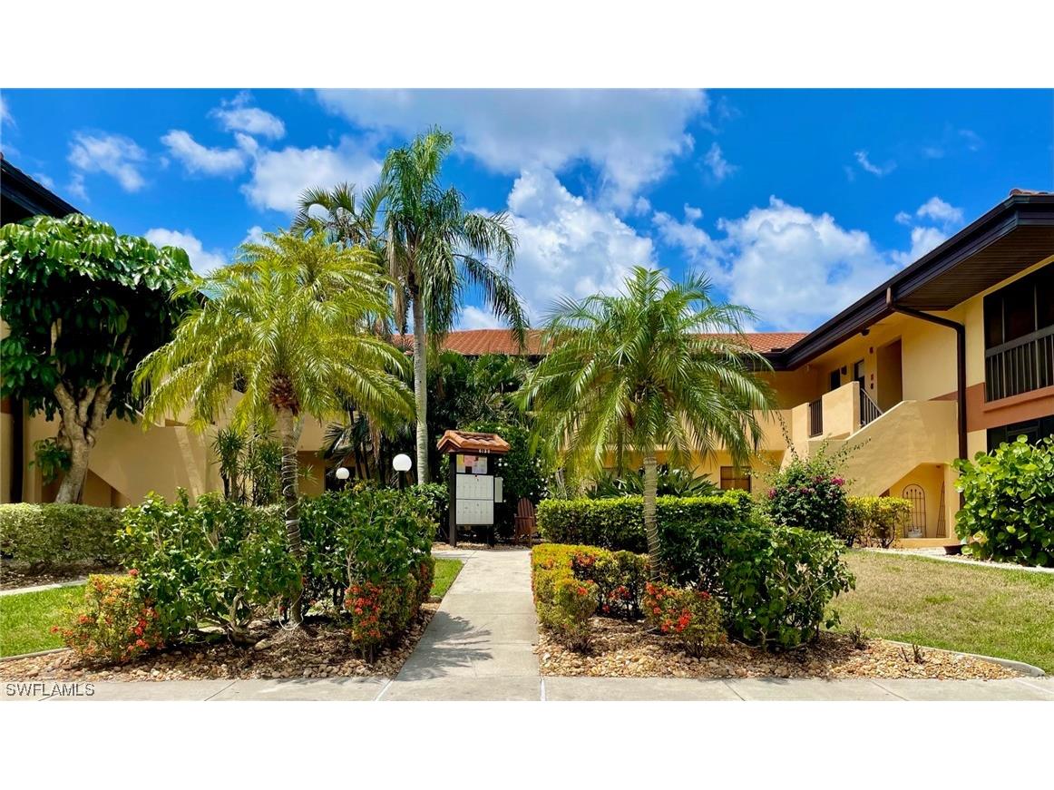 6150 Whiskey Creek Drive #810 Fort Myers FL 33919 223030765 image1
