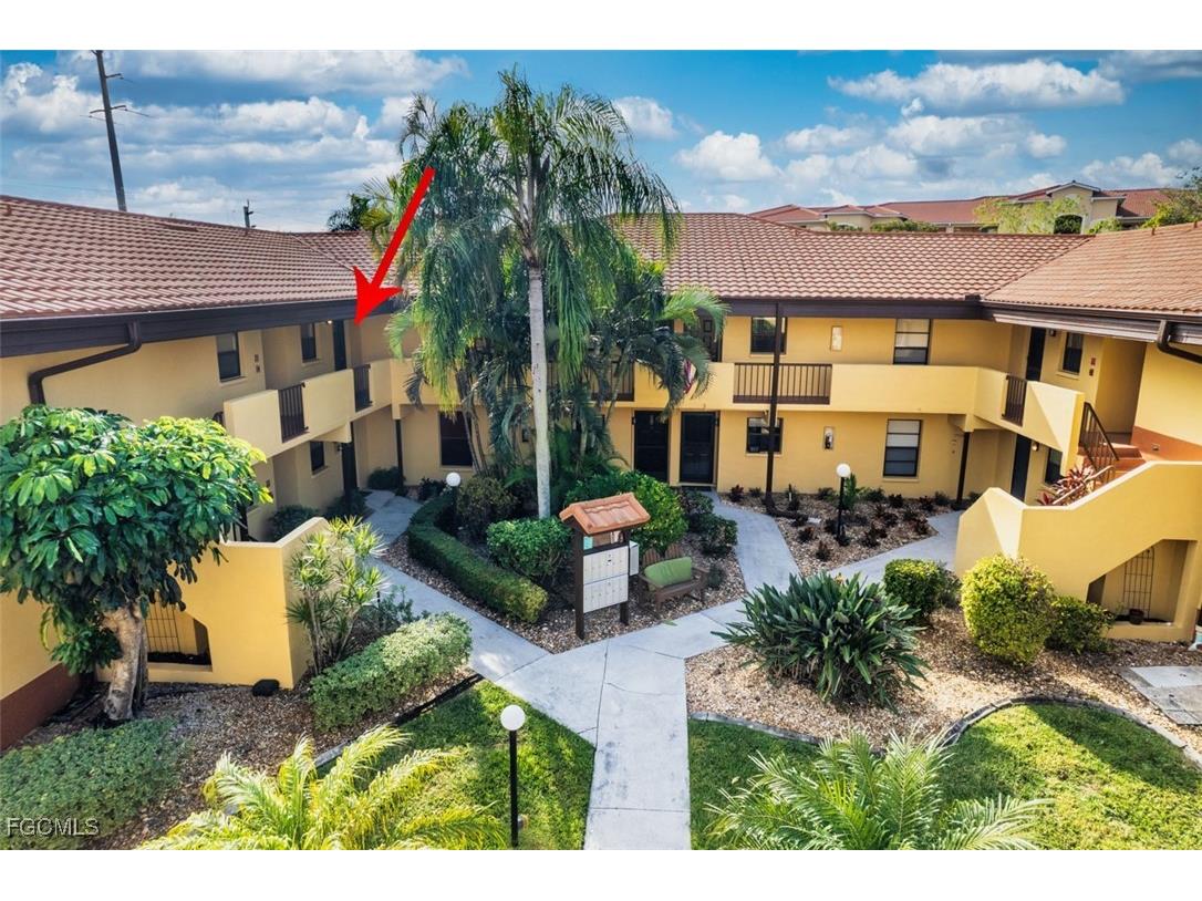 6150 Whiskey Creek Drive #811 Fort Myers FL 33919 2026004302 image1