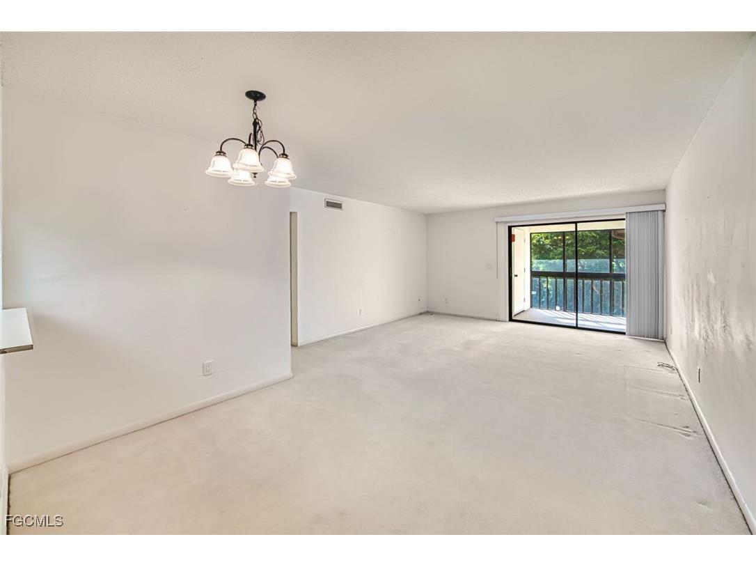 6150 Whiskey Creek Drive #811 Fort Myers FL 33919 2026004302 image14