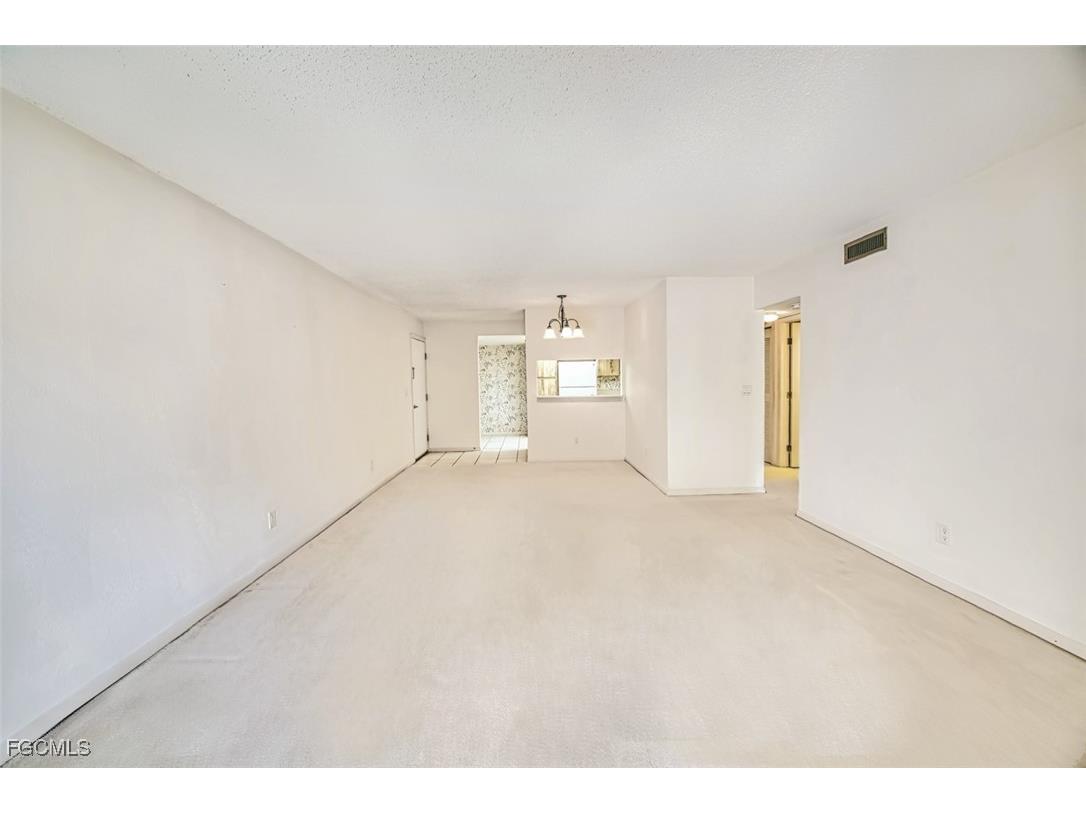 6150 Whiskey Creek Drive #811 Fort Myers FL 33919 2026004302 image15