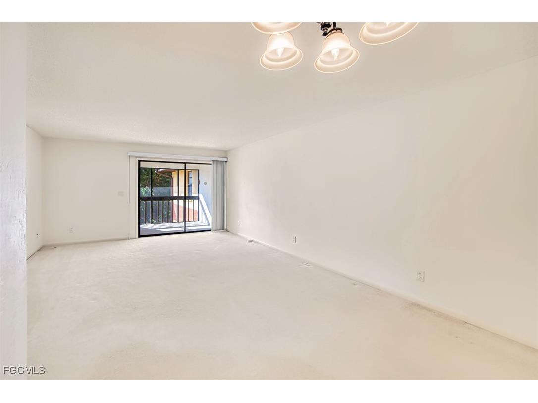 6150 Whiskey Creek Drive #811 Fort Myers FL 33919 2026004302 image16