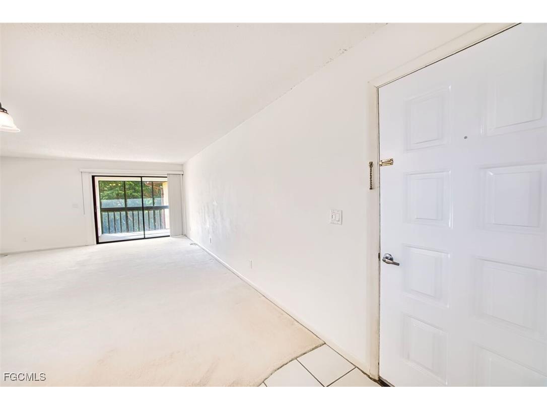 6150 Whiskey Creek Drive #811 Fort Myers FL 33919 2026004302 image5