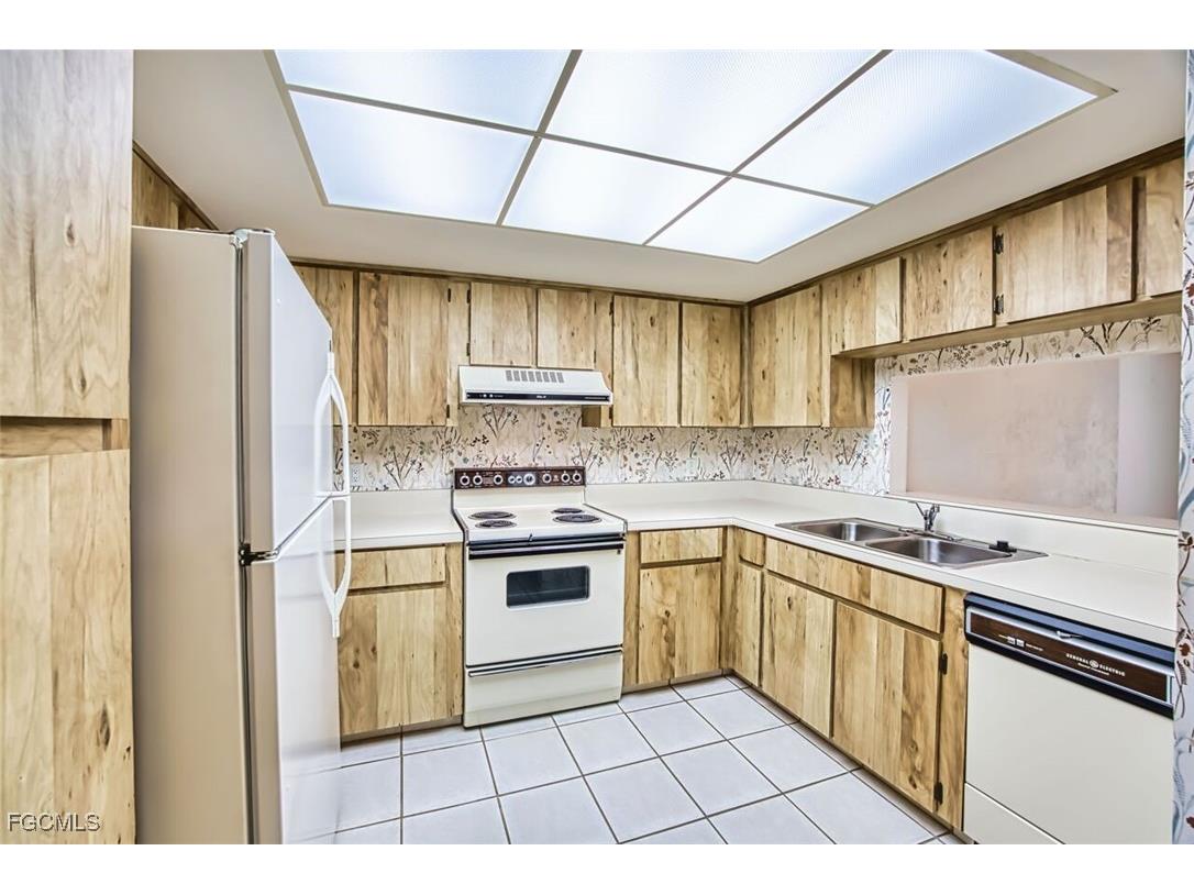 6150 Whiskey Creek Drive #811 Fort Myers FL 33919 2026004302 image6