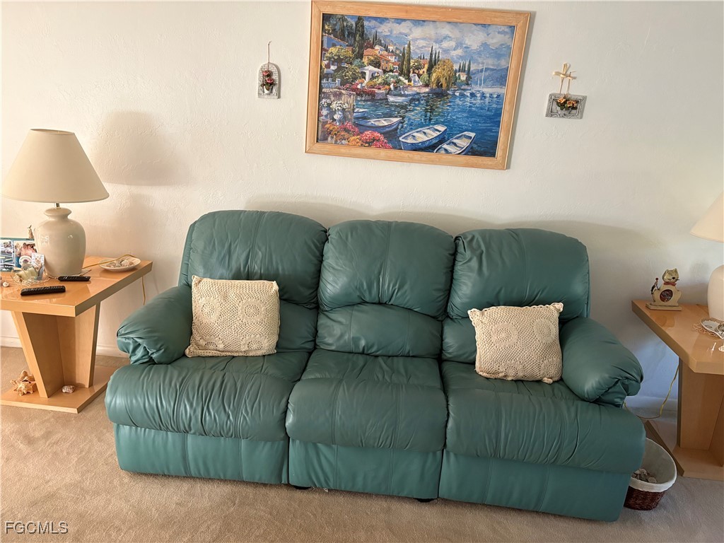 6150 Whiskey Creek Drive Fort Myers FL 33919 2025013083 image8