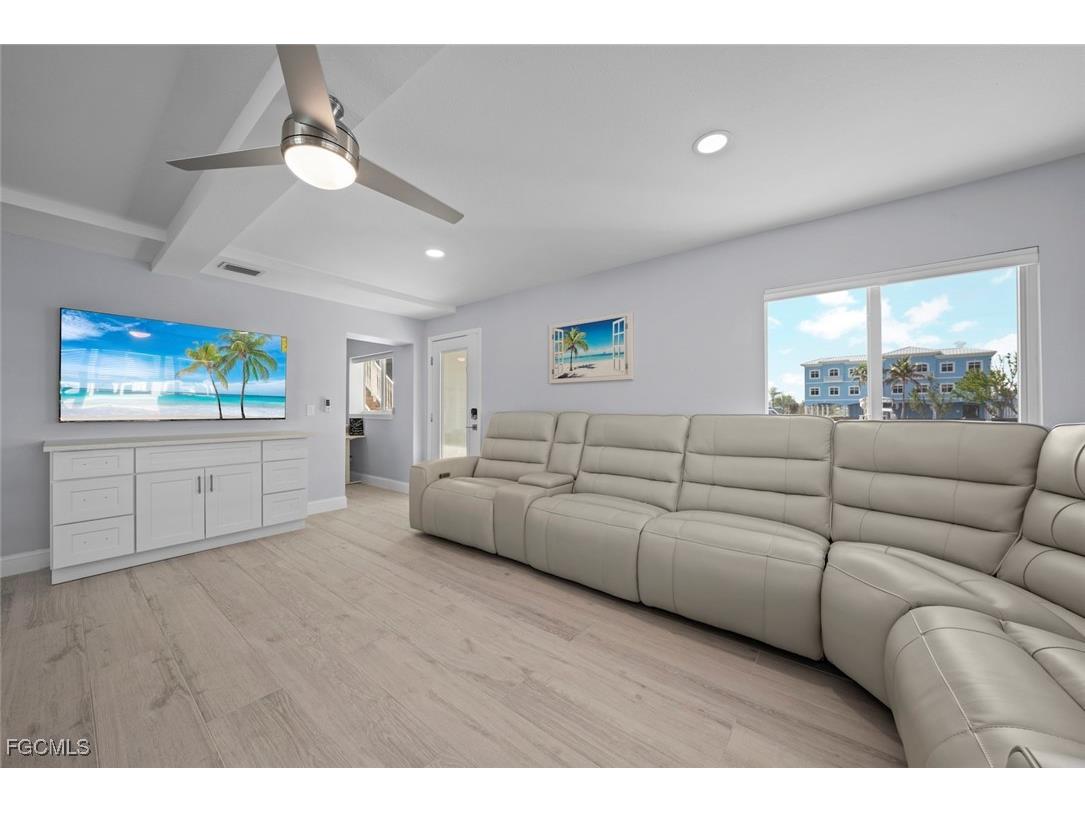 6151 Estero Boulevard #5 Fort Myers Beach FL 33931 2025018421 image12
