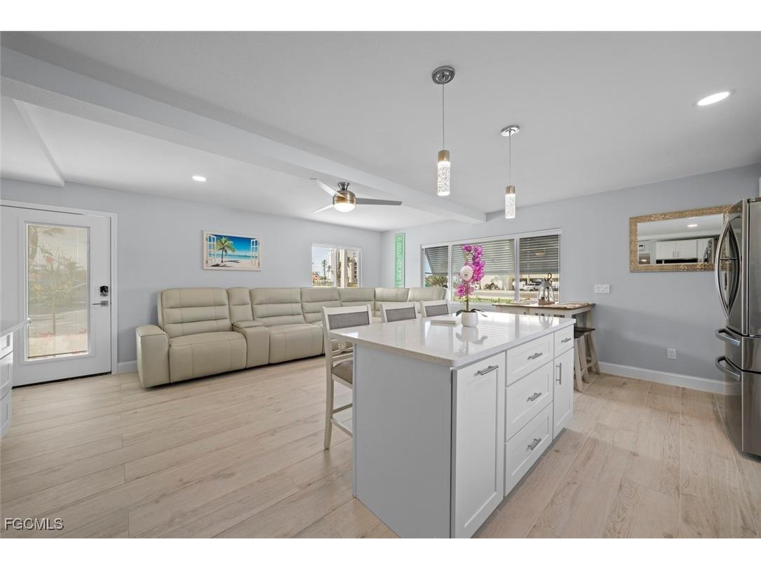 6151 Estero Boulevard #5 Fort Myers Beach FL 33931 2025018421 image16