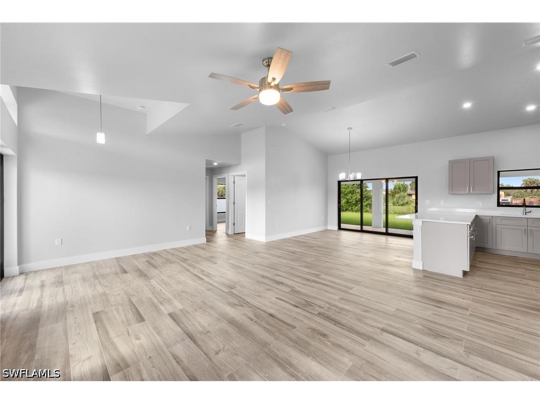 6151 Hershey Avenue Fort Myers FL 33905 226017596 image2