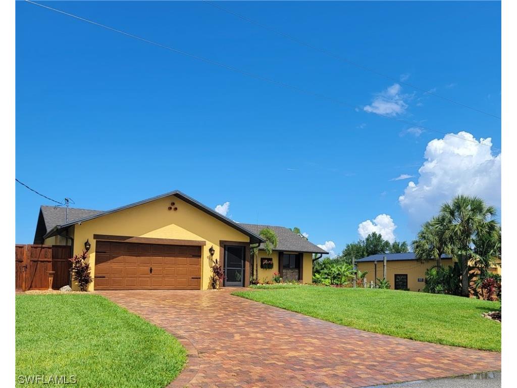 6151 Laurelwood Fort Myers FL 33905 223050092 image1