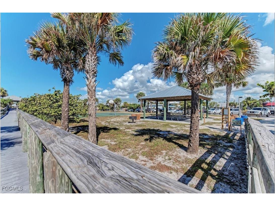 6152 Emmonsdale Street Port Charlotte FL 33981 2026001200 image19