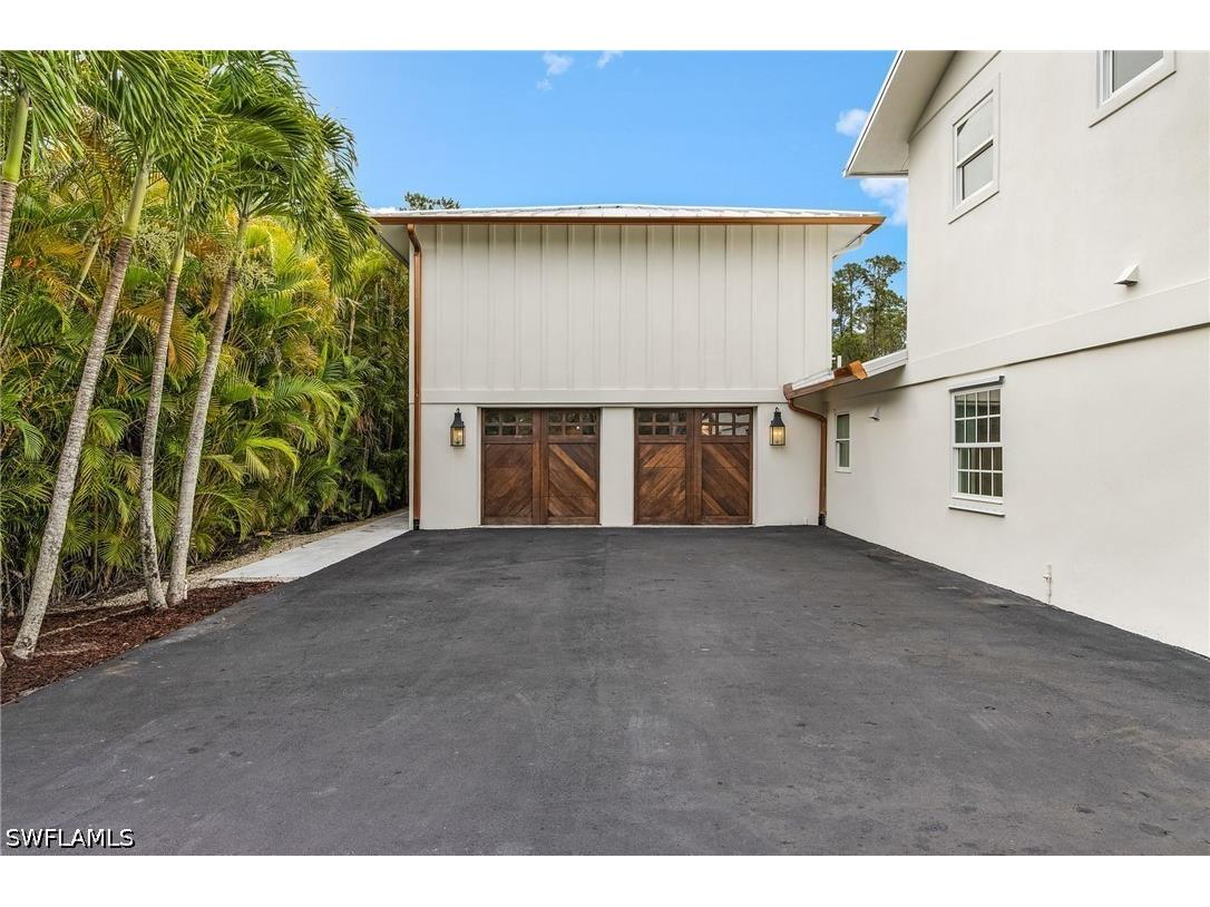 6155 Standing Oaks Lane Naples FL 34119 226013669 image5