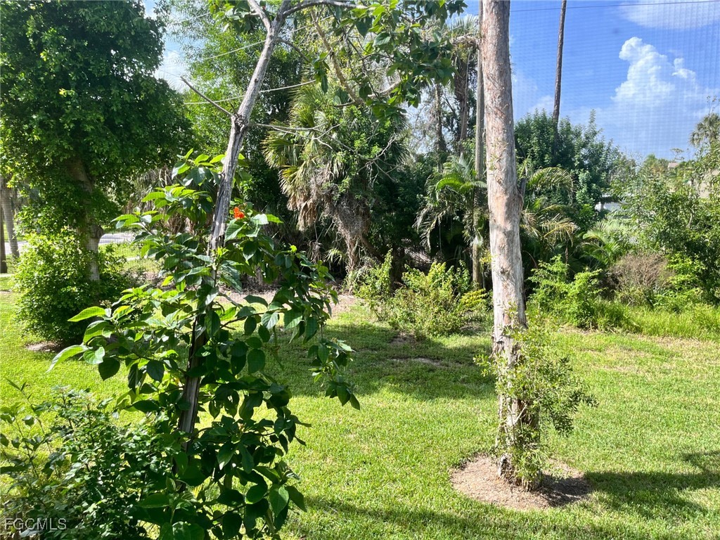 6156 Lake Front Drive Fort Myers FL 33908 2025014769 image22