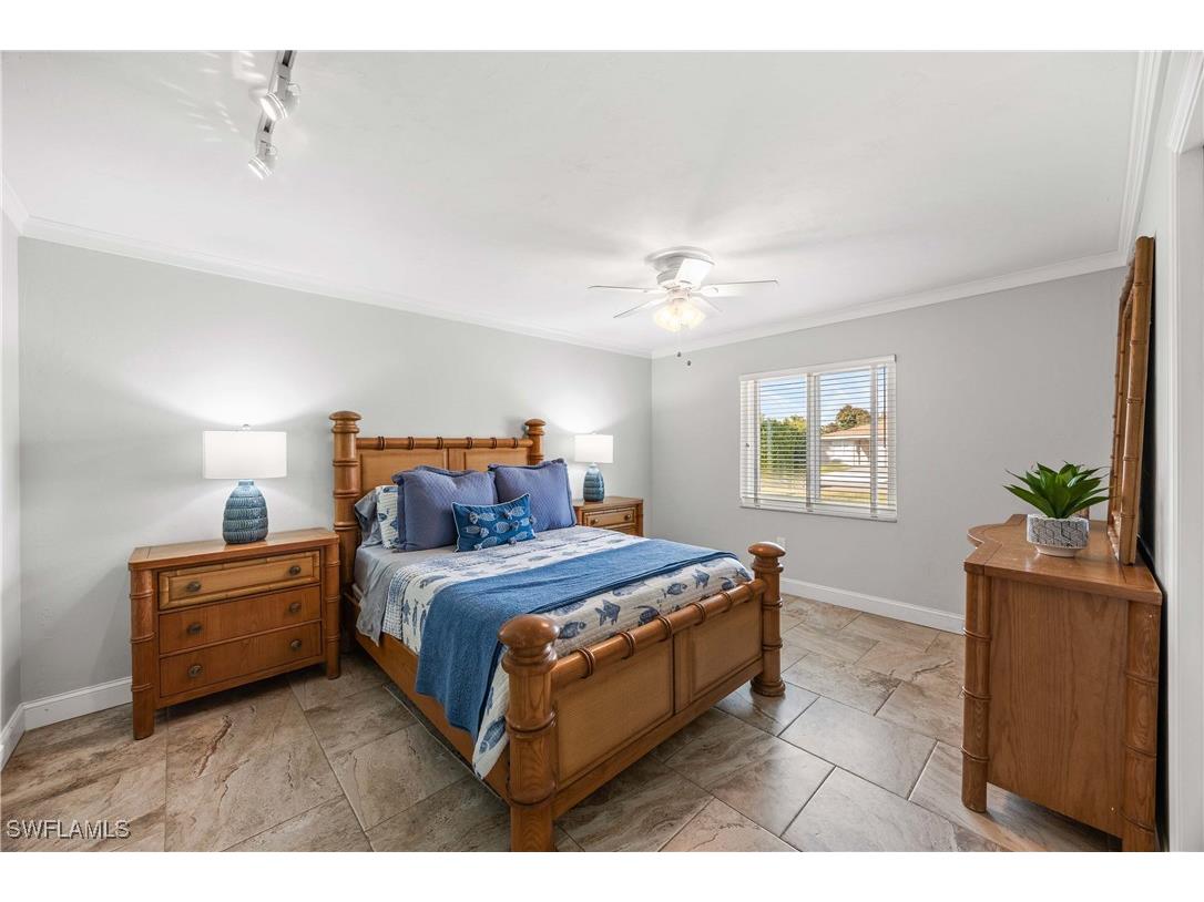 616 108th Avenue N Naples FL 34108 226001309 image18