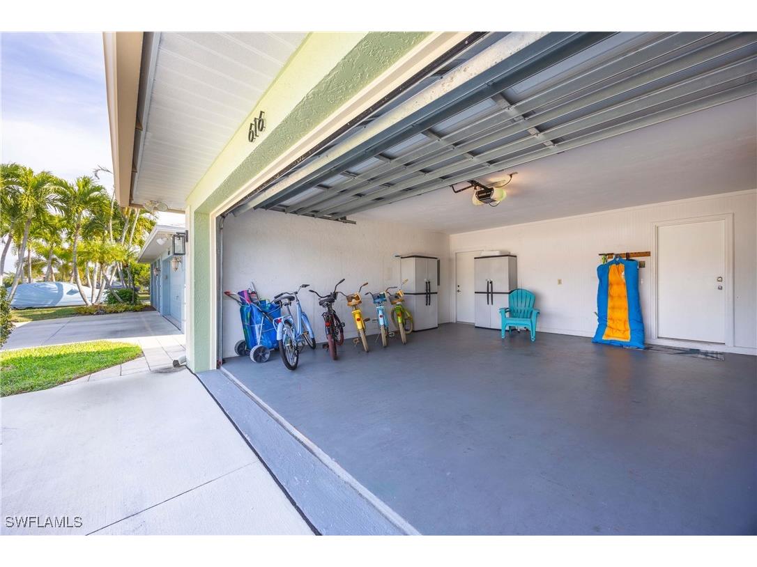 616 108th Avenue N Naples FL 34108 226001309 image27