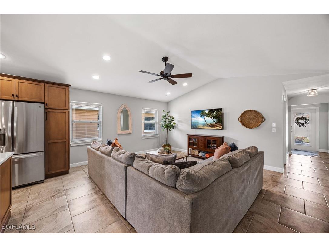 616 108th Avenue N Naples FL 34108 226001309 image9