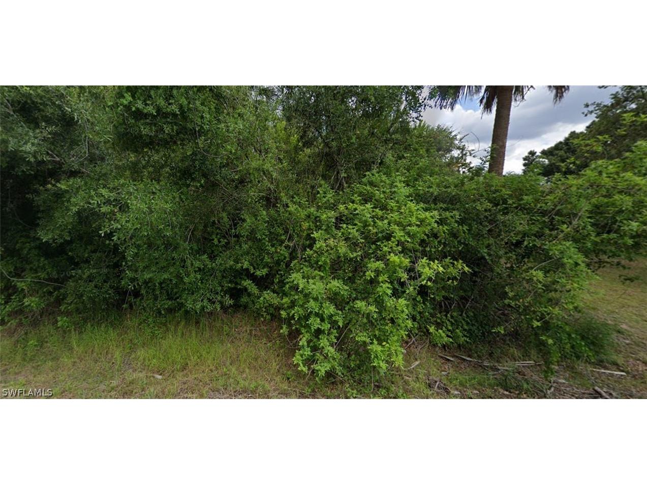 616 Calvin Avenue Lehigh Acres FL 33972 224052845 image1