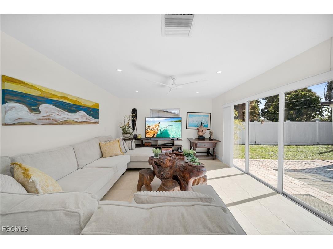 616 El Dorado Parkway E Cape Coral FL 33904 2026003043 image21